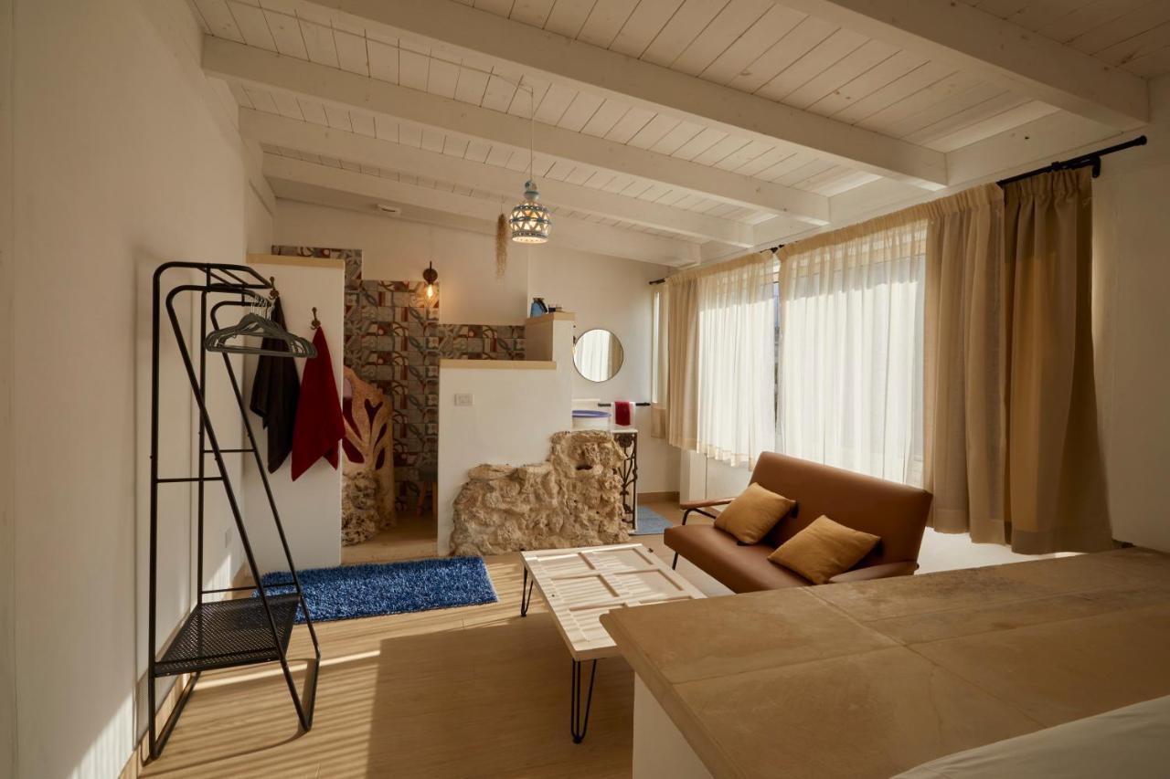 Upstairs - Skylight Apartment Lecce Ngoại thất bức ảnh