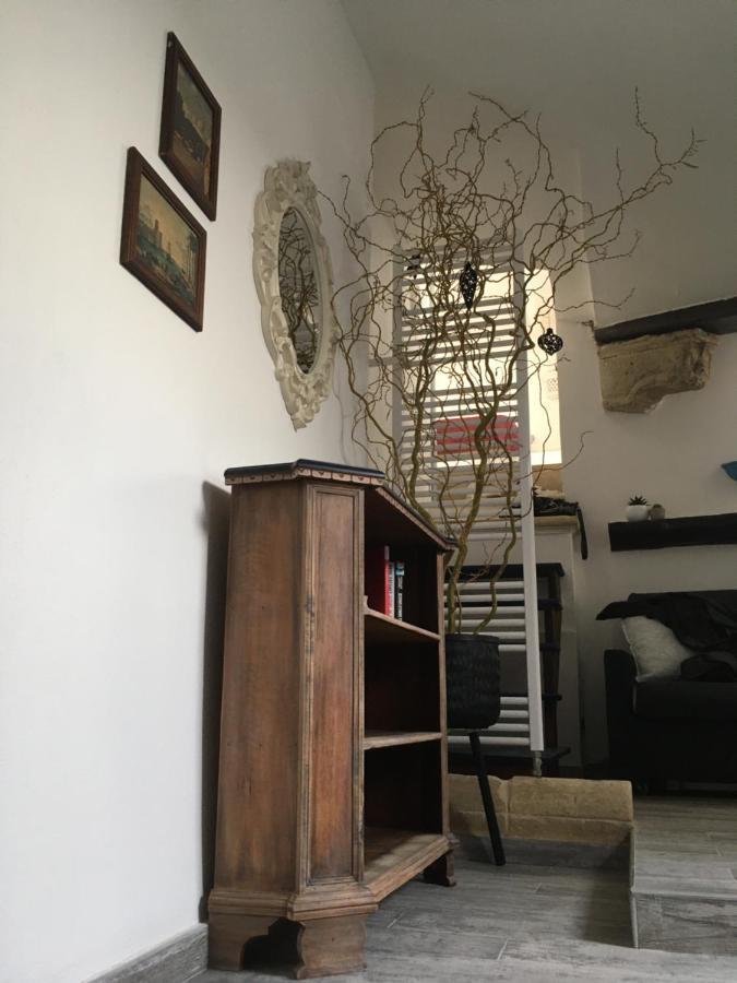 Upstairs - Skylight Apartment Lecce Ngoại thất bức ảnh